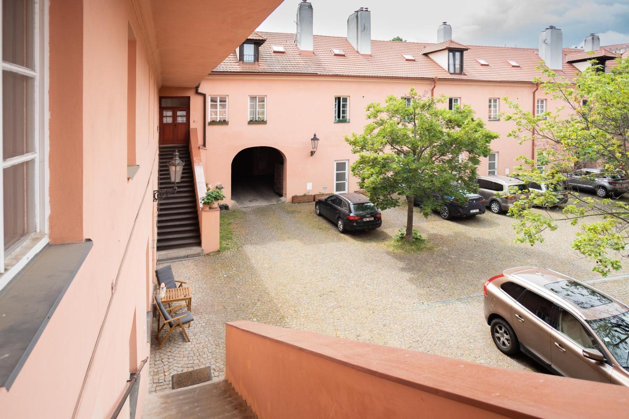 River View Apartment Praga Exterior foto